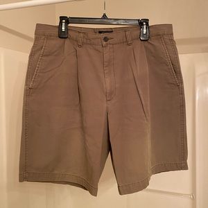 Men’s Dockers shorts